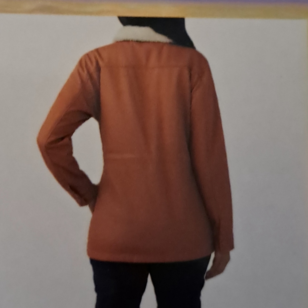 Woman's jacket - Picture 3 of 6